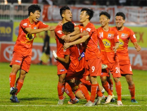 Công Phượng lập cú đúp, HAGL thắng trận đầu ở V-League 2017