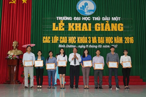 Khai giảng các lớp cao học, đại học