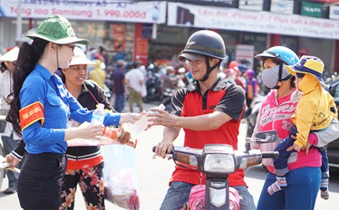 Công tác giữ gìn an ninh trật tự lễ hội rằm tháng giêng 2017: Bảo đảm an toàn