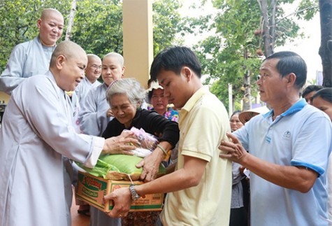 Ni trưởng Thích nữ Pháp Như: “Lễ tưởng niệm Thánh tổ Ni đại Ái đạo nhằm tôn vinh công hạnh và ân đức của bậc Thánh tổ Ni”