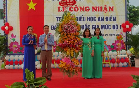 Trường tiểu học An Điền (TX.Bến Cát): Đón nhận bằng công nhận trường đạt chuẩn Quốc gia mức độ I