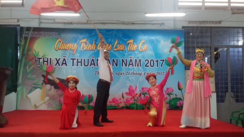 Ấm áp chương trình giao lưu thơ ca TX.Thuận An