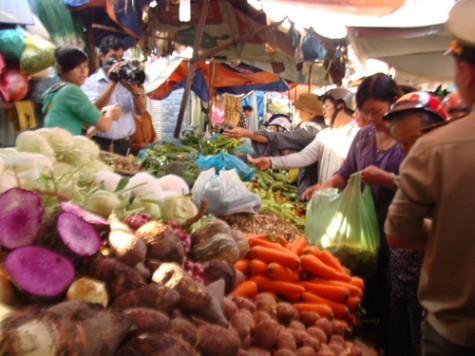 Tăng cường kiểm tra chuyên ngành nhằm đảm bảo an toàn vệ sinh thực phẩm