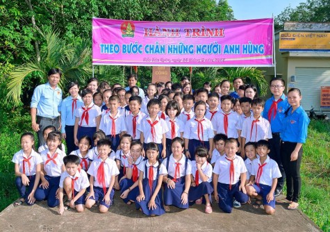 Thi đua thực hiện 5 điều Bác Hồ dạy