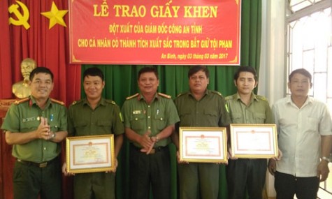 Phát huy vai trò của quần chúng trong giữ gìn an ninh trật tự