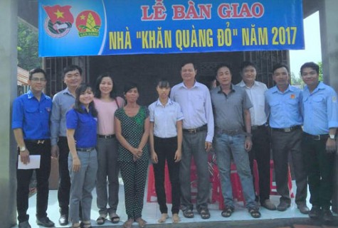 Hội Đồng đội Tx.Bến Cát: Bàn giao nhà “Khăn quàng đỏ” cho đội viên khó khăn