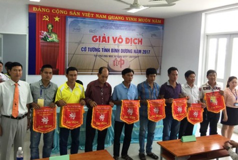 Khai mạc giải cờ tướng tỉnh Bình Dương