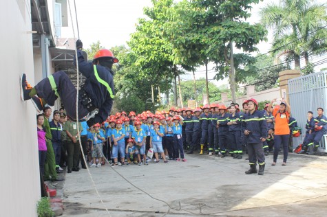 Chung tay hành động vì trẻ em