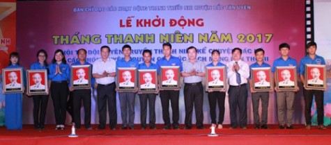 Đẩy mạnh học tập và làm theo Bác trong thanh niên