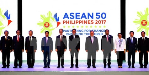 AMM 50: Các ngoại trưởng ASEAN thông qua dự thảo khung COC