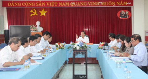 Lãnh đạo tỉnh làm việc với báo Bình Dương