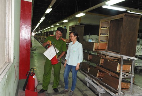 Hiệu quả từ công tác tuyên truyền về an toàn PCCC cho doanh nghiệp sản xuất, chế biến gỗ