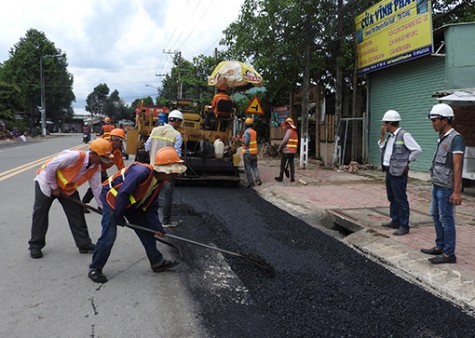 Tạm dừng đào mới, tập trung hoàn trả mặt bằng các tuyến đường trước lễ Quốc khánh 2-9