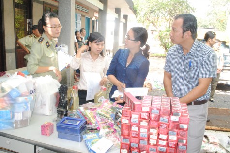 Xử lý nghiêm hành vi sản xuất, mua bán hàng giả, hàng nhái