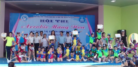 TX.Tân Uyên: 22 đội tham gia Hội thi Aerobic Măng non lần thứ II-năm 2017