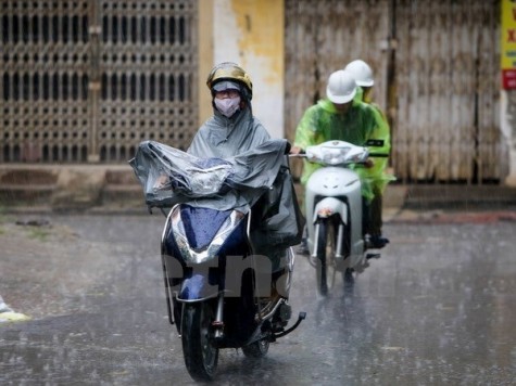 Hoàn lưu bão khiến Hà Nội trở lạnh, nhiệt độ cao nhất 24 độ C