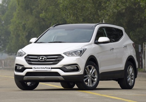 Hyundai Santa Fe giảm giá kỷ lục 230 triệu tại Việt Nam