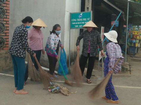 Xây dựng gia đình “5 không 3 sạch”: Nâng cao nhận thức và vai trò của phụ nữ