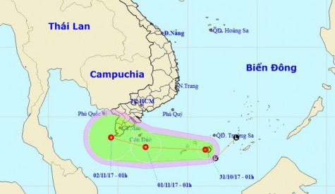 Áp thấp nhiệt đới trên biển Đông, miền Trung, miền Nam mưa lớn