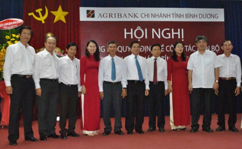 Agribank Việt Nam công bố quyết định bổ nhiệm cán bộ tại Agribank Bình Dương