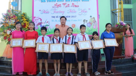 Hội thi ảnh “Mái trường mến yêu” TX.Dĩ An năm 2017