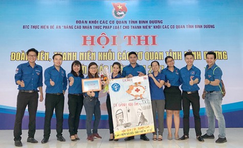 Đoàn khối Các cơ quan tỉnh: Tổ chức hội thi “Đoàn viên, thanh niên khối cơ quan tỉnh với pháp luật” năm 2017