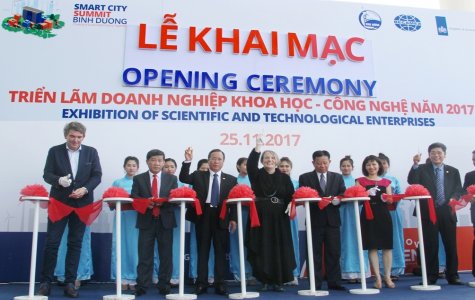 Khai mạc Triển lãm Doanh nghiệp khoa học và công nghệ tỉnh Bình Dương  năm 2017