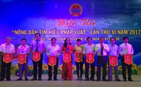 Hội Nông dân tỉnh tổ chức Hội thi "Nông dân tìm hiểu pháp luật"