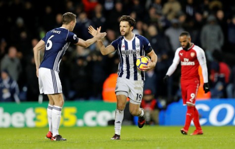 West Brom cầm chân Arsenal