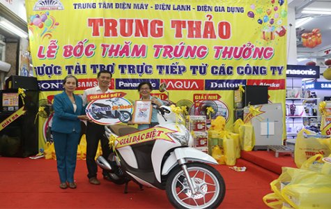 Trung tâm Điện máy Trung Thảo: Trao thưởng “Vui cùng Trung Thảo - Chào xuân Mậu Tuất 2018”