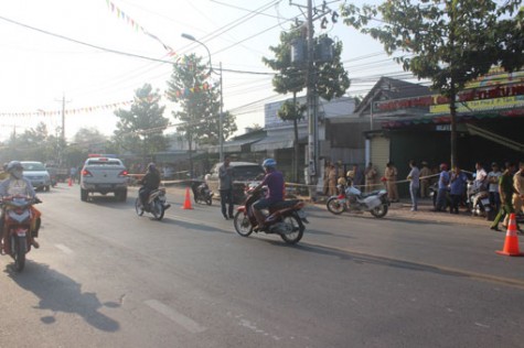 Tạm giữ 3 nghi can buôn lậu, chống người thi hành công vụ