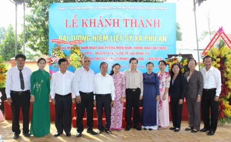 Khánh thành Đài tưởng niệm Liệt sỹ xã Phú An