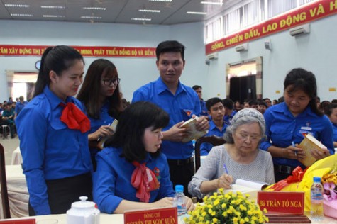 Chương trình truyền động lực “Ngọn lửa không bao giờ tắt”