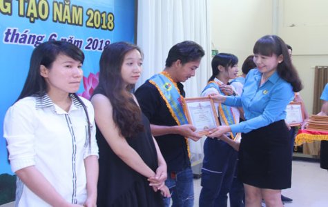 Công đoàn VSIP biểu dương “Công nhân lao động giỏi, sáng tạo” năm 2018