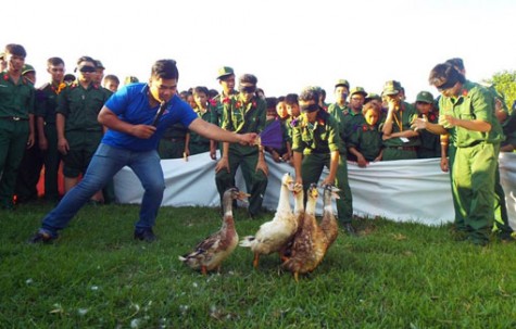 Hè vui, an toàn cho trẻ