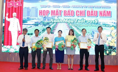 Giải báo chí Nguyễn Văn Tiết lần thứ III, năm 2017: Cổ vũ sự sáng tạo của người làm báo