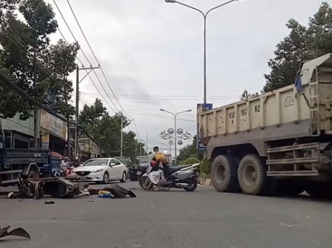 Tai nạn liên hoàn, 3 người bị thương nặng