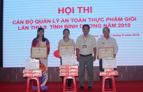 63 thí sinh tham gia hội thi “Cán bộ Quản lý an toàn thực phẩm giỏi” lần 9 năm 2018