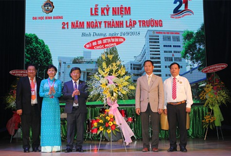 Trường Đại học Bình Dương kỷ niệm 21 năm thành lập, khai giảng năm học mới