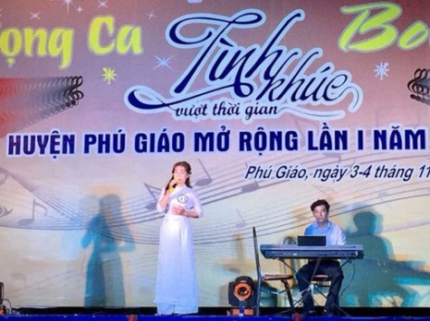 Tình ca bolero vẫn sống mãi với thời gian...