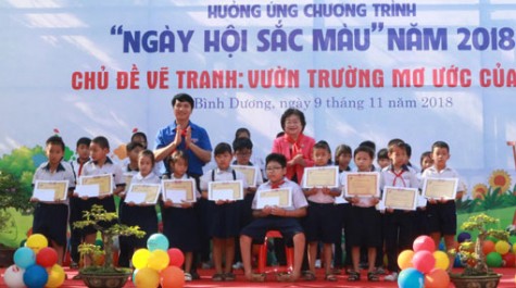 Hội đồng Đội Trung ương: Tổ chức “Ngày hội sắc màu”