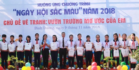 Hội đồng Đội Trung ương: Trao giải thưởng “Cánh én hồng” năm 2018 và Liên hoan phụ trách thiếu nhi toàn quốc