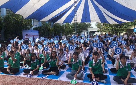 Sôi nổi ngày hội sinh viên với văn hóa giao thông