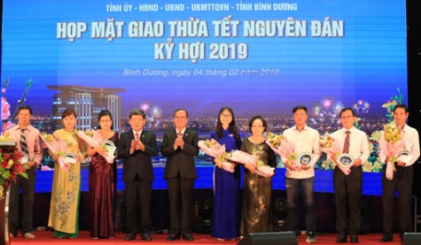 Họp mặt giao thừa Tết Nguyên đán Kỷ Hợi 2019 và tuyên dương người tốt, việc tốt