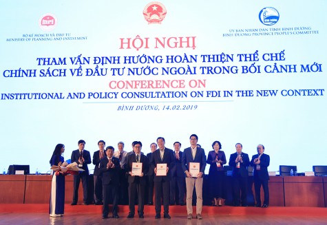 Thu hút vốn đầu tư trực tiếp nước ngoài (FDI): Hứa hẹn một năm thành công