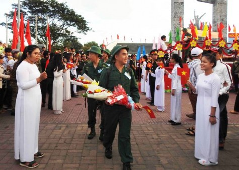 Nô nức ngày hội tòng quân tại các địa phương trong cả nước