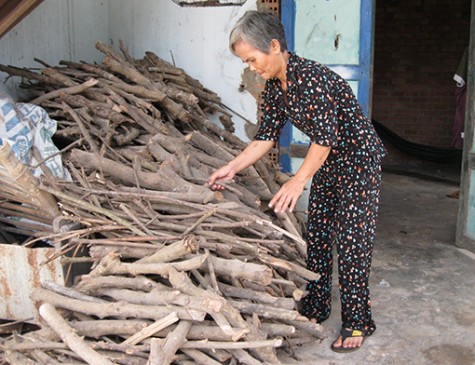 Hỗ trợ tiền điện cho hộ nghèo