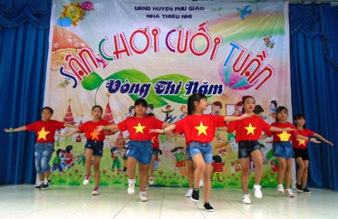 Phú Giáo: Tổ chức sân chơi cuối tuần – hè 2019 cho học sinh