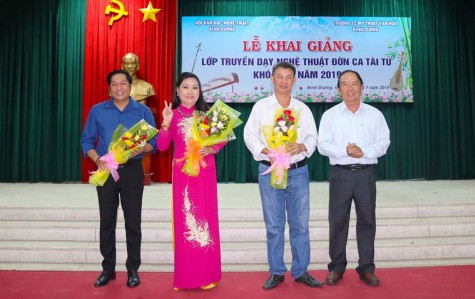 Khai giảng lớp truyền dạy nghệ thuật đờn ca tài tử khóa III năm 2019