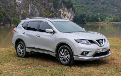 Nissan X-Trail bán chậm, tiếp tục giảm giá